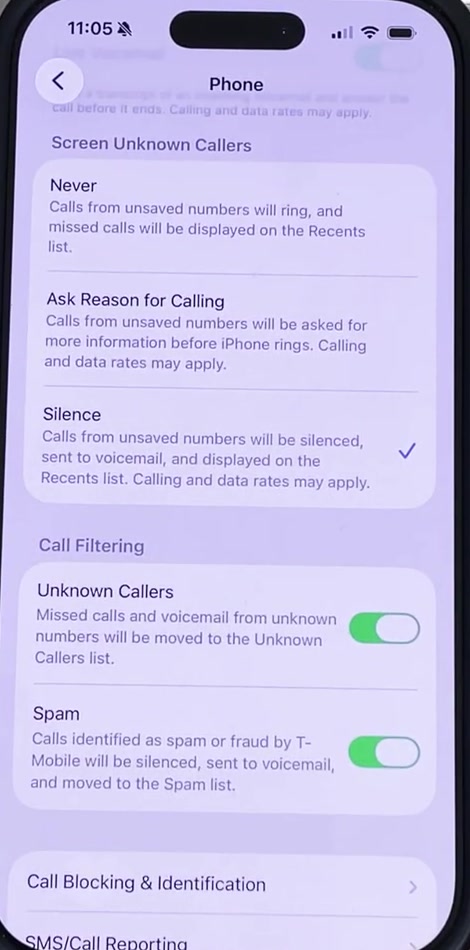 Silence selected in the Screen Unknown Callers list on an iPhone